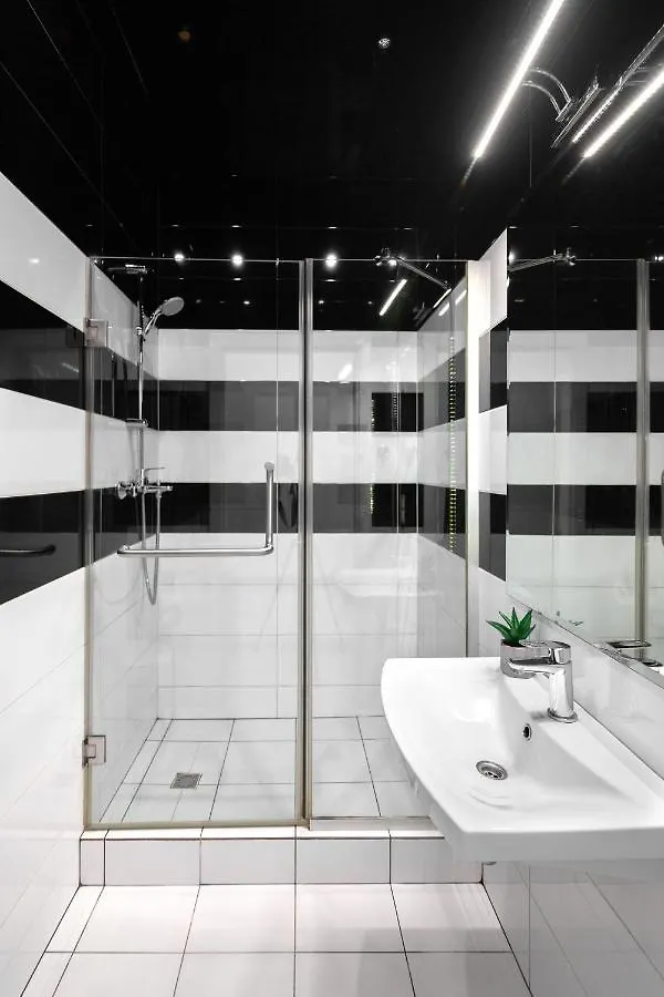 Leogrand Apartments On Udatnogo 4-2 Львов